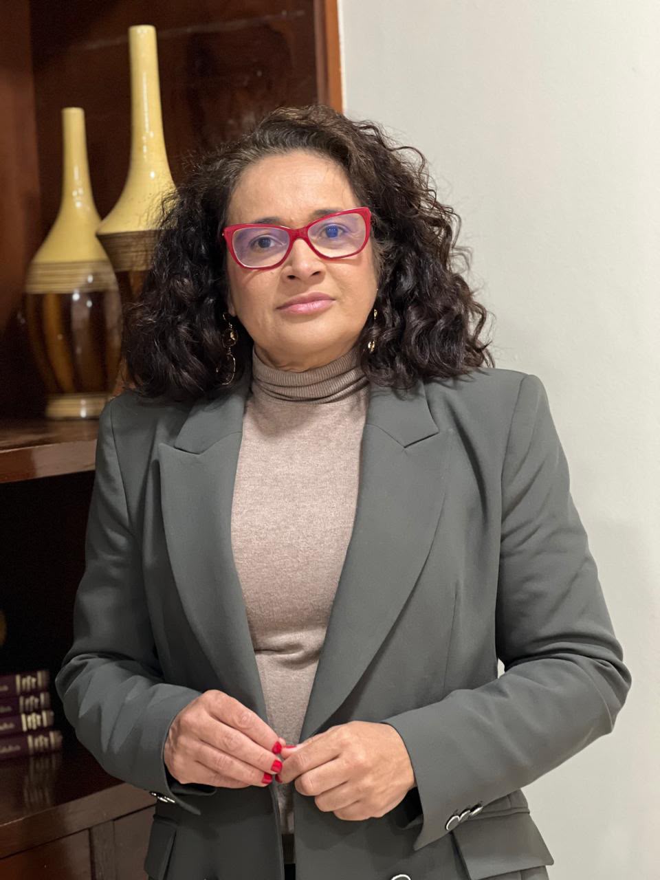 Dra. Luciana Regina Almeida